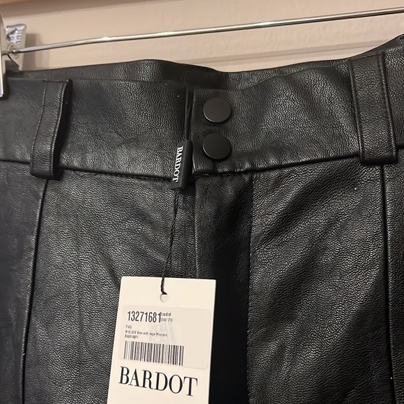 New Bardot Polly Vegan leather high rise trousers in black Size M (US size 6) - Picture 4 of 8